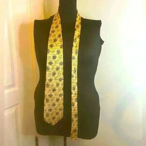 Claiborne Men’s Vintage 80s 100% Silk Classic Width‎ Yellow and Blue Floral Tie